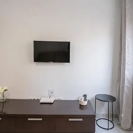 U-nique Fernando Catolico Apartment